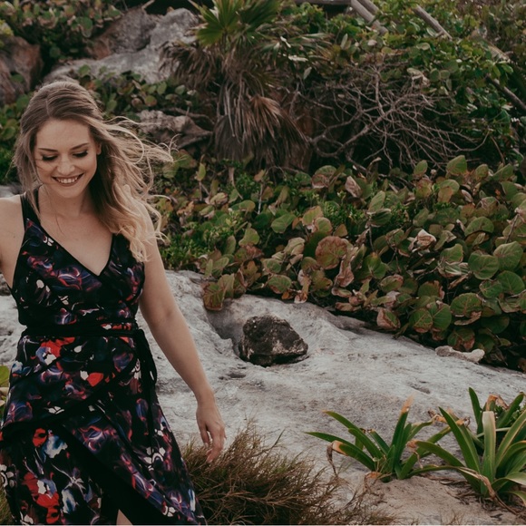 Meet your Posher, Haley - Picture 1 of 1